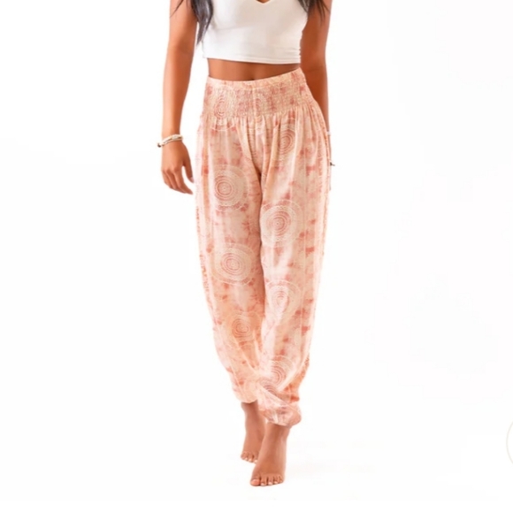 Peach Beach Harlem Pants - Picture 2 of 2